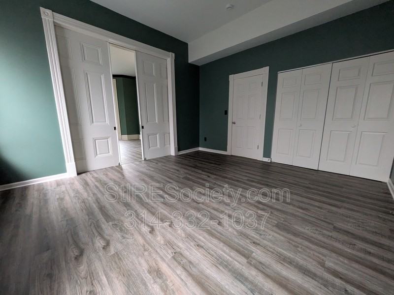 2012 Oregon Ave - Photo 3 of 15