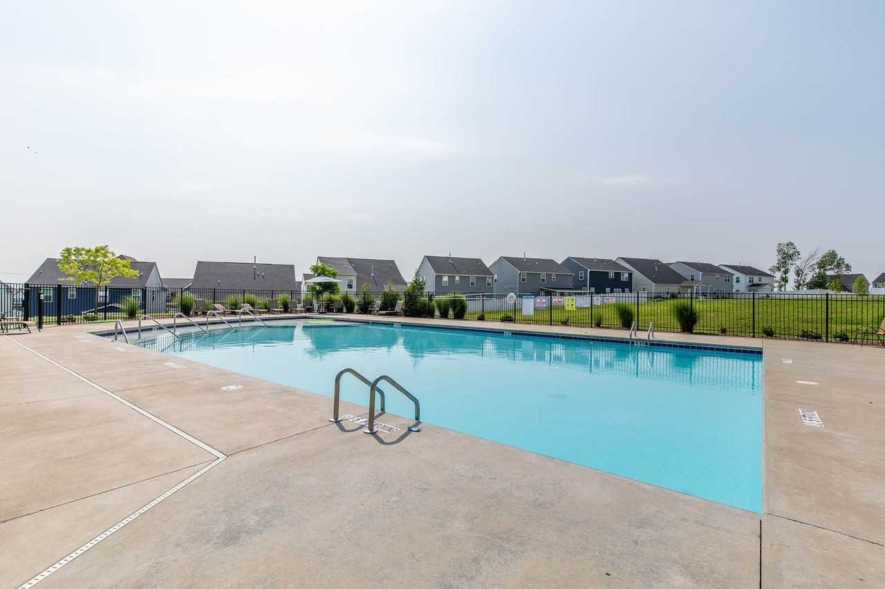 926 Green Vly - Photo 4 of 23