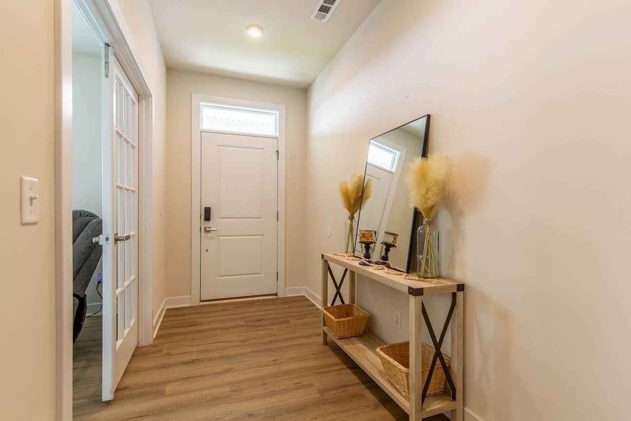 926 Green Vly - Photo 7 of 23