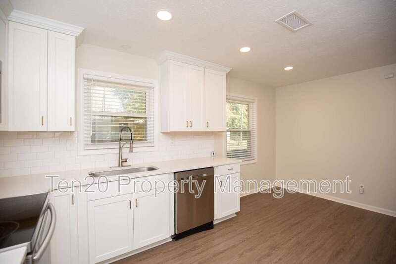 8334 Canaan Dr - Photo 5 of 14