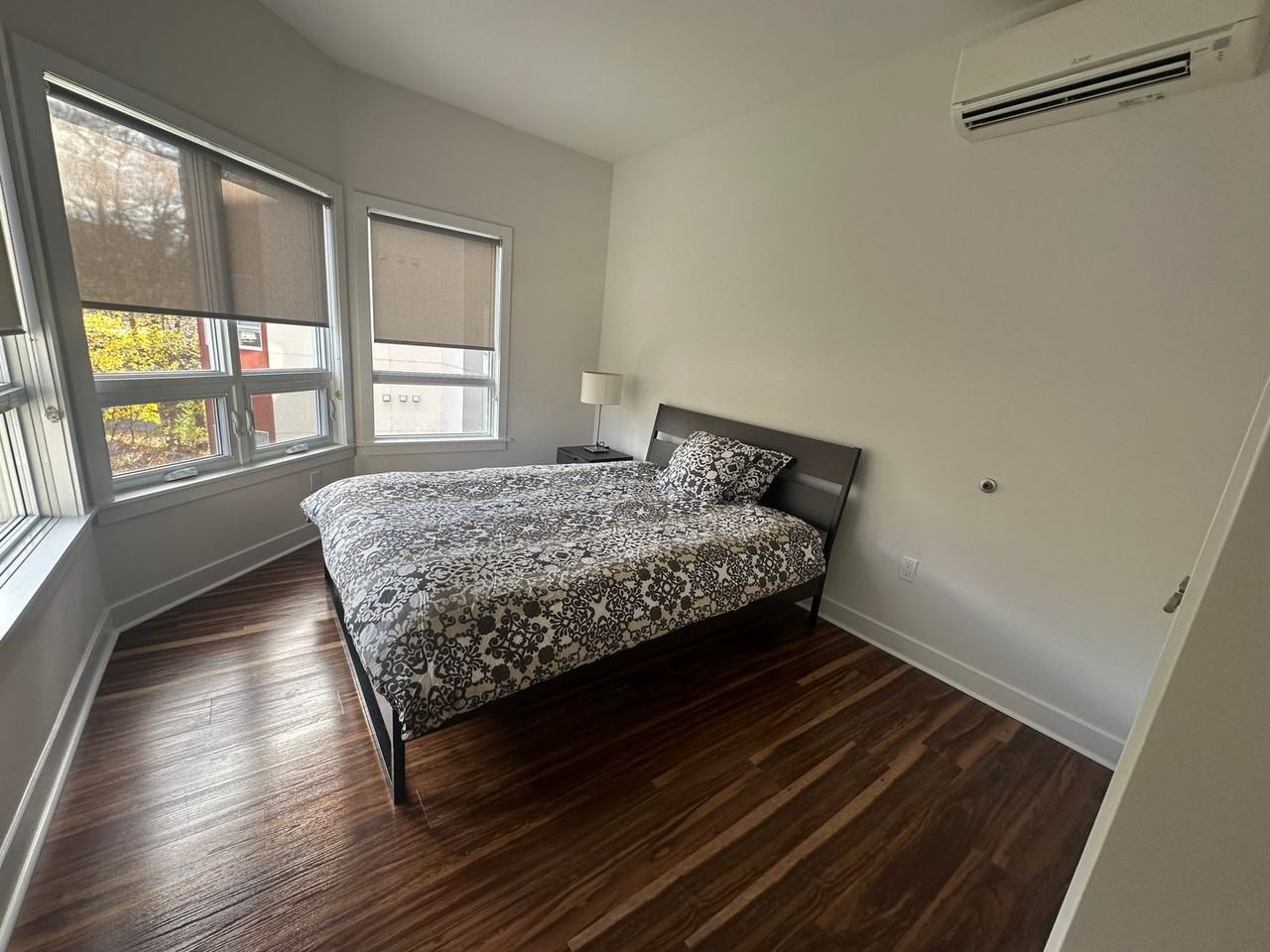 Water Club Luxury Living - Photo 5 of 13