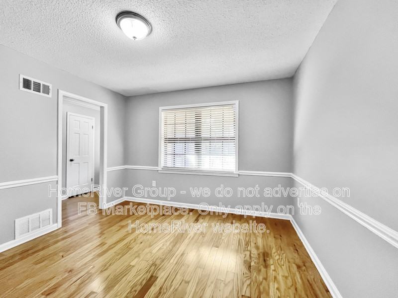 8278 Hardwood Cv - Photo 5 of 25