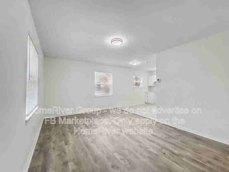 4910 Vista St - Photo 3 of 20