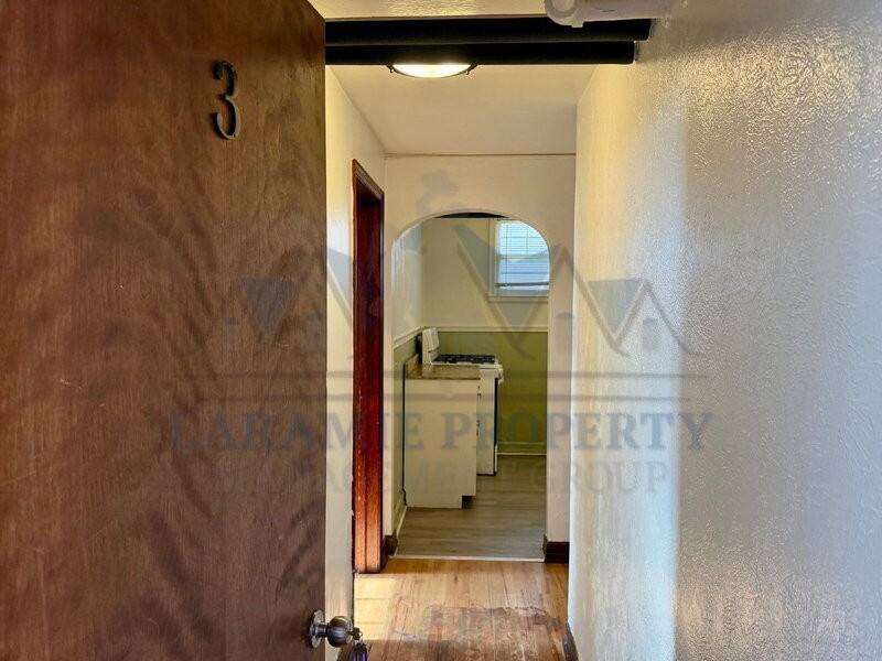 415 E Kearney St #3 - Photo 4 of 16