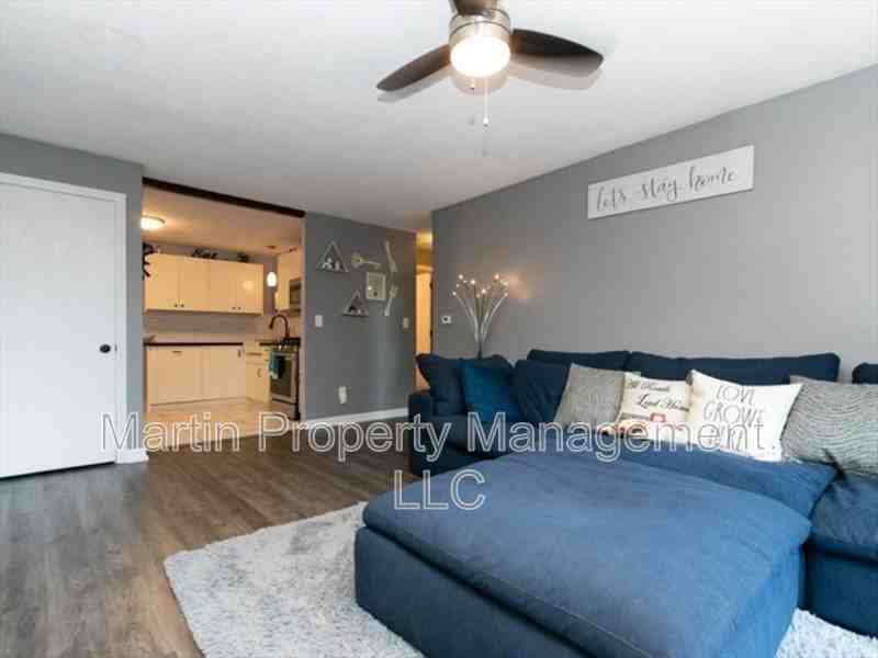 40 Main Street #10 - Photo 2 of 14