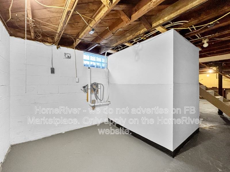 1406 N Mercer St - Photo 7 of 21