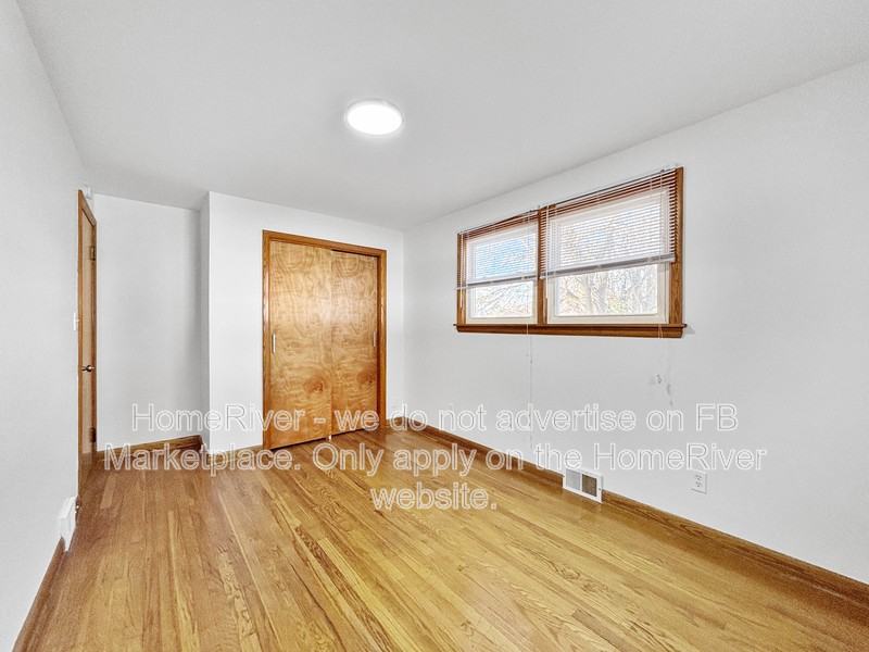 1406 N Mercer St - Photo 6 of 22