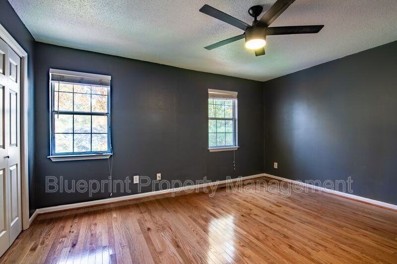 118 Ridge Park Drive - Photo 3 of 15