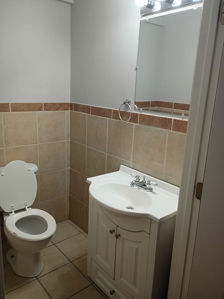 Burlington Mill Apartments - Photo 7 of 25