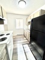 featured image of 405 W Donald St