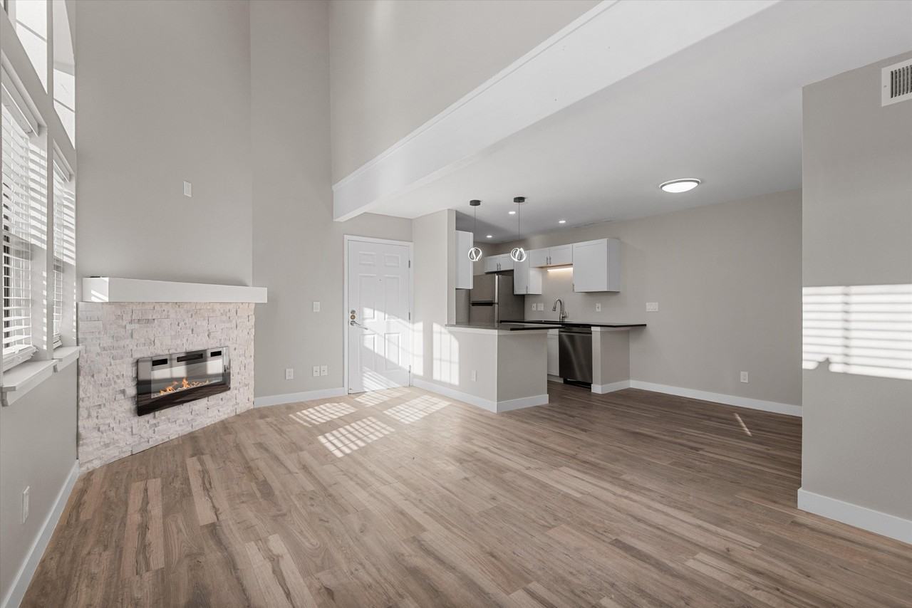 18404 E KEPNER PL - 203 - TRP - Photo 3 of 25