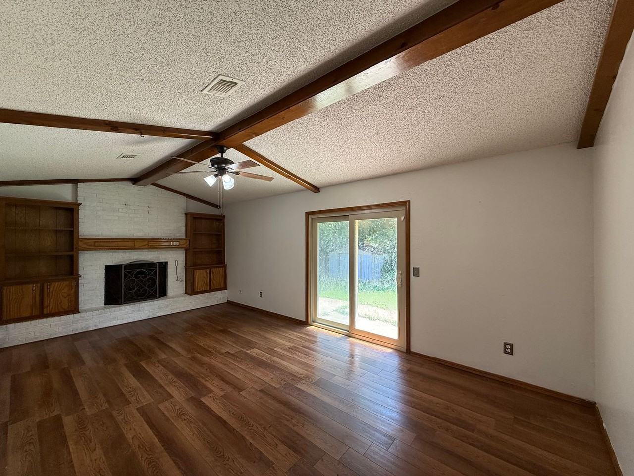 416 North Morgan Drive - Photo 2 of 21