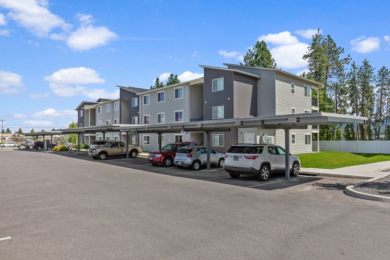 The Landmark - Photo 7 of 34