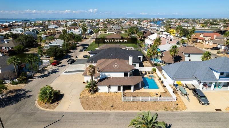 15346 Sabre Dr - Photo 2 of 33