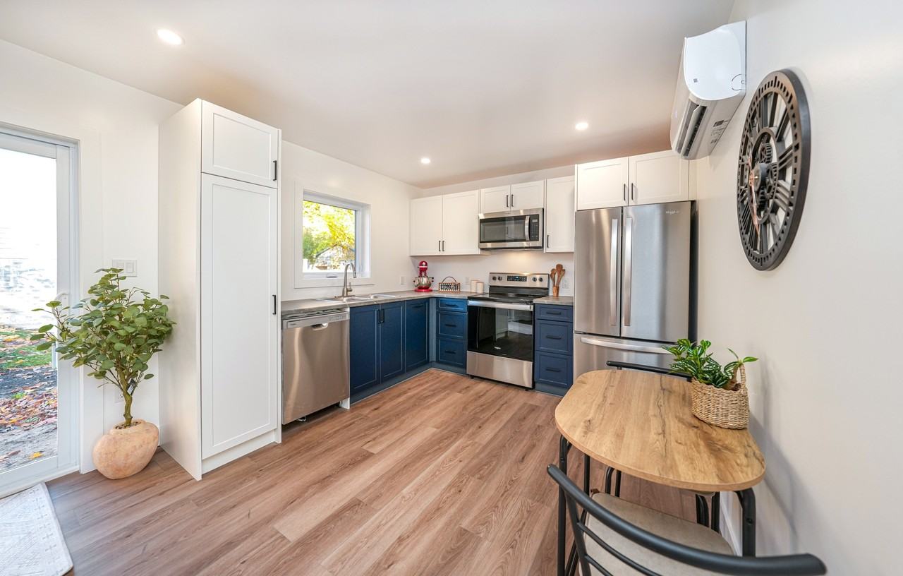 218 Ardross Street #1 - Photo 2 of 7