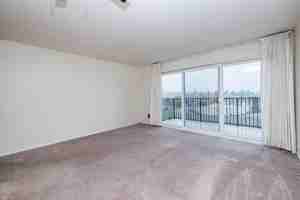 featured image of 888 Vermont St