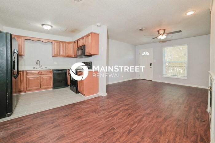 2305 Ridgecrest Drive - Photo 4 of 16