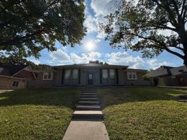 featured image of 1108 Berkshire Ct