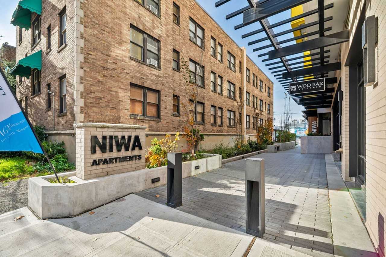 Niwa Apartments | Modern City Living in Lower Queen Anne | Market - Photo 4 of 50