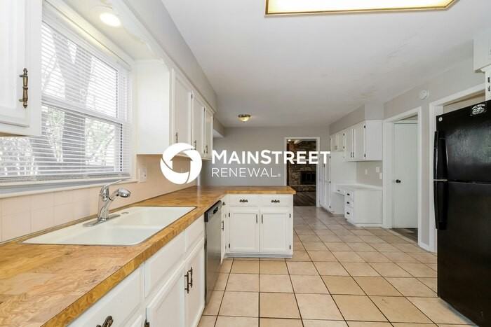 10940 Reeder St - Photo 6 of 19