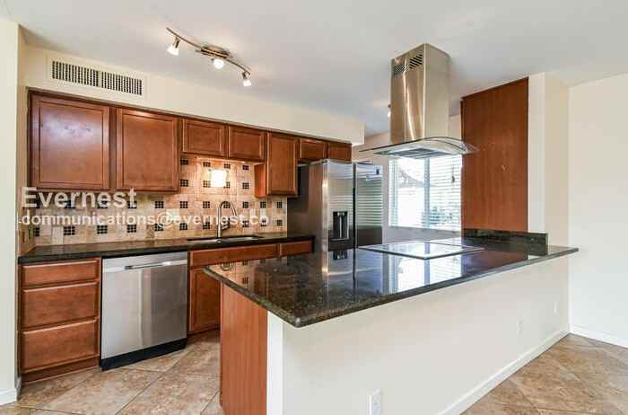 8726 Bonnie Rose Avenue - Photo 3 of 41