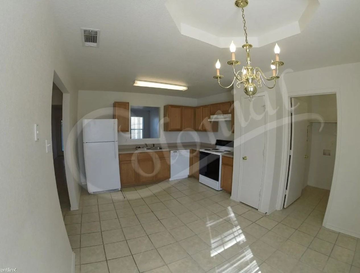 3609 Viewcrest Dr - Photo 3 of 13