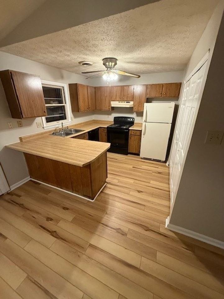 3394 Buckhorn Dr - Photo 2 of 16