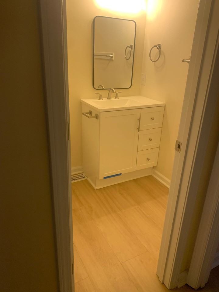 2401 - Photo 4 of 15