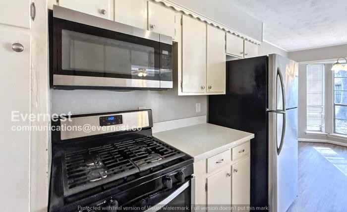 2011 Williamsburg Ct S - Photo 2 of 16