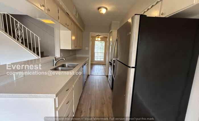 2011 Williamsburg Ct S - Photo 4 of 16