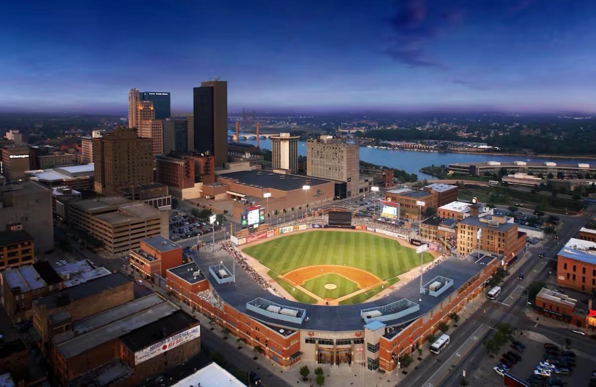 The Okun Produce Building - Photo 4 of 8