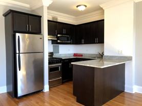 W Fullerton Ave & N Clark St - Photo 1 of 1