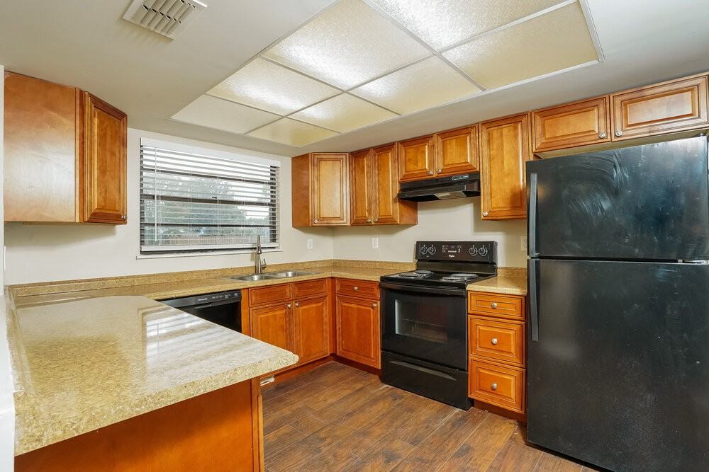 452 Sw Sansom Ln - Photo 5 of 15