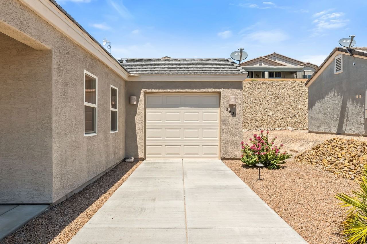 2631 Bear Mountain Loop - Photo 4 of 25