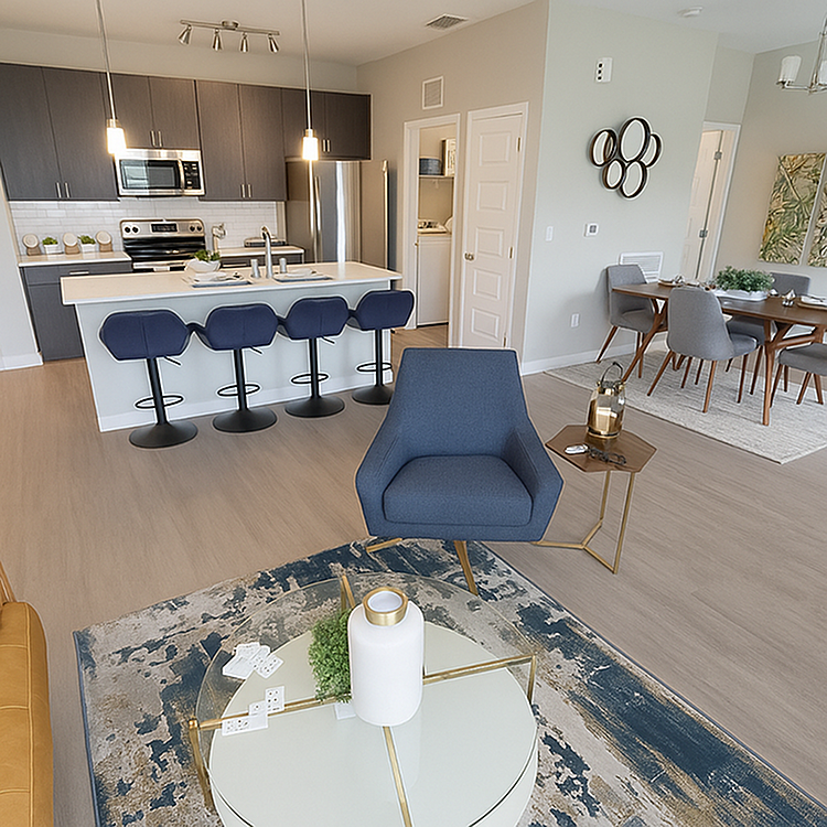 81 West - Photo 7 of 31