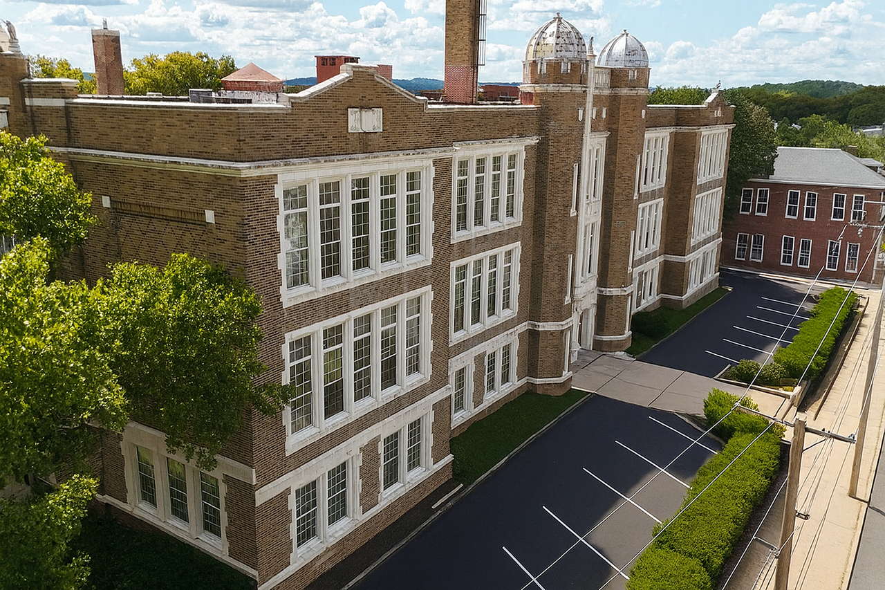 Franklin Manor Apartments - Photo 4 of 22