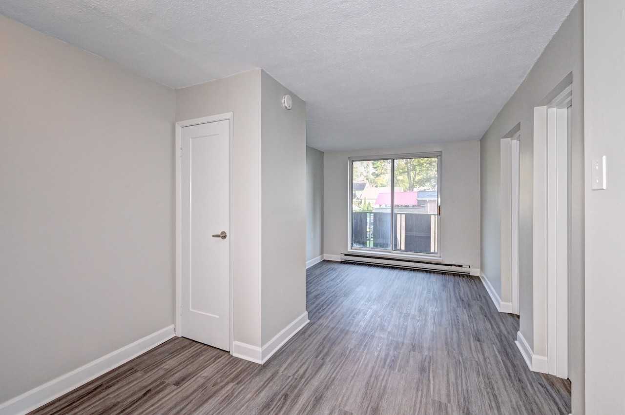 Egremont Street Apartments - Photo 4 of 21