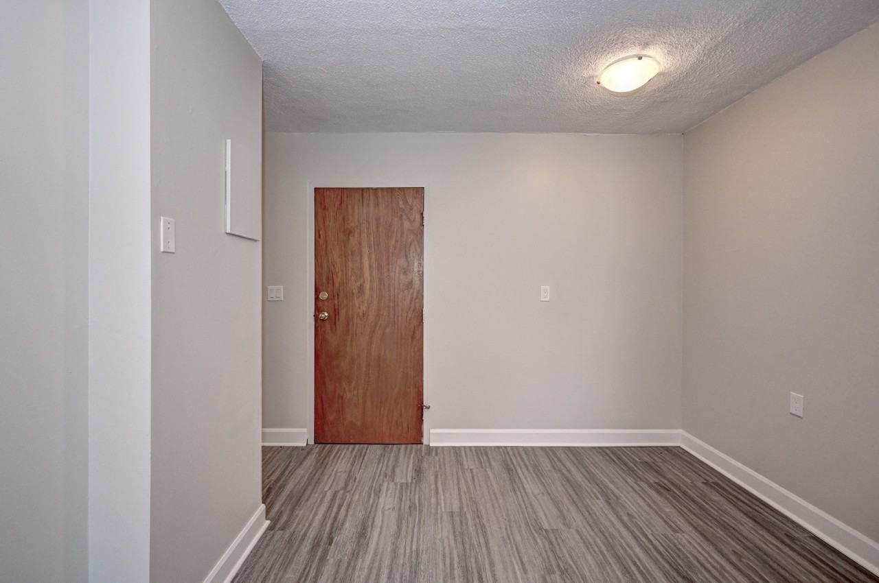 Egremont Street Apartments - Photo 7 of 21