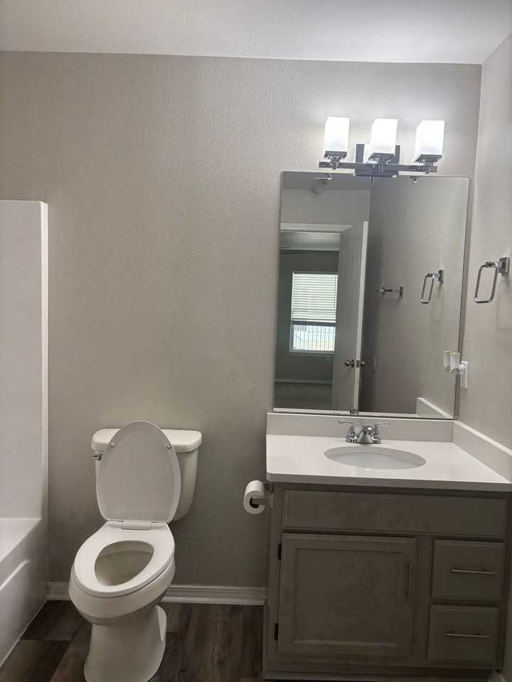 The Ridges at Bentonville - Photo 3 of 17