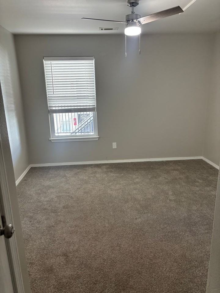 The Ridges at Bentonville - Photo 5 of 17