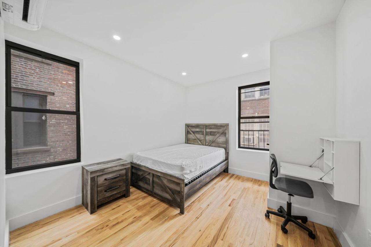 2505-2509 Hoffman BH LLC (2505) - Photo 3 of 50