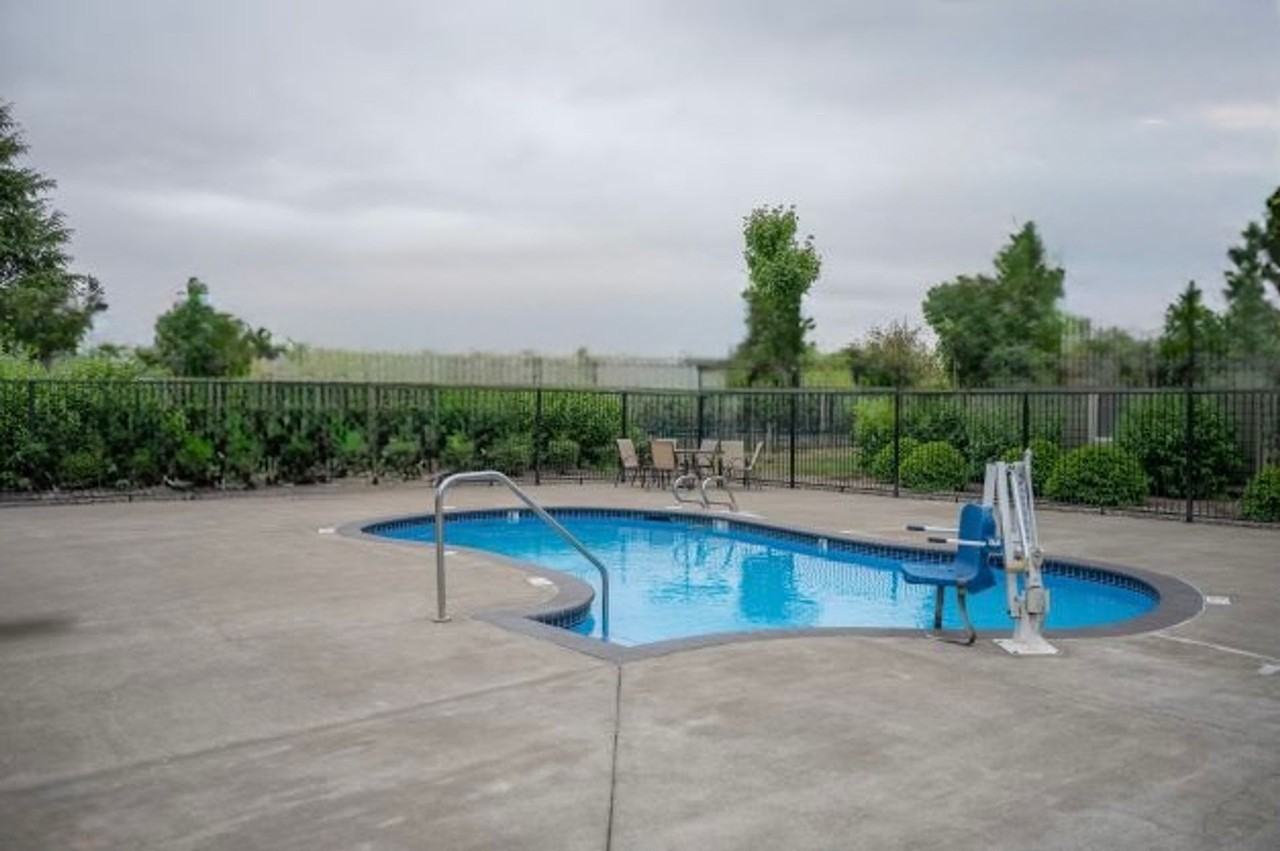 Plumtree Apartments - Photo 5 of 23