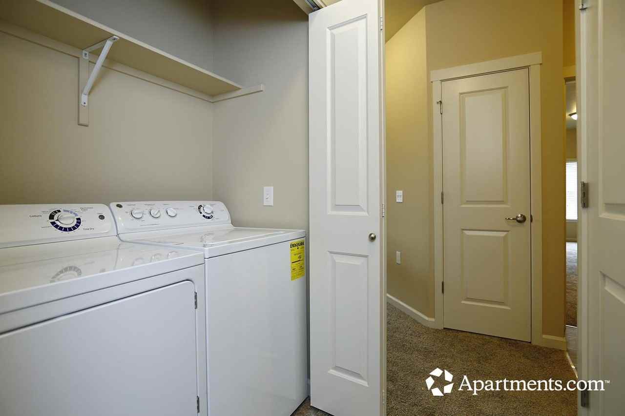 Plumtree Apartments - Photo 7 of 23