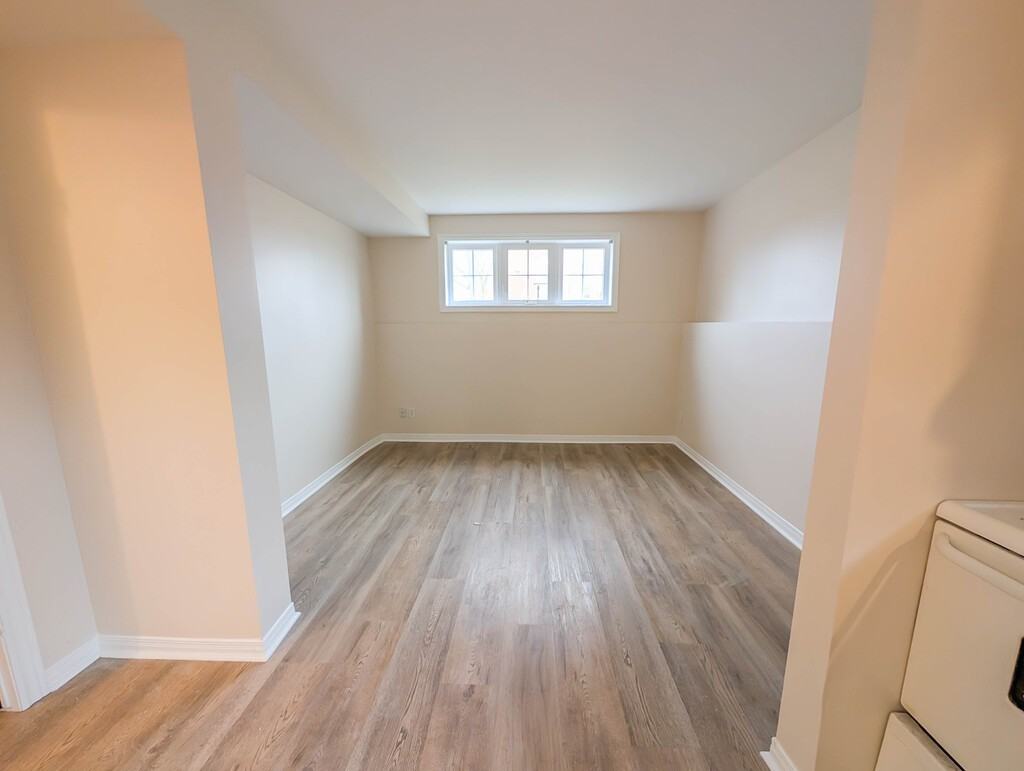 64 Facer Street - Photo 5 of 30