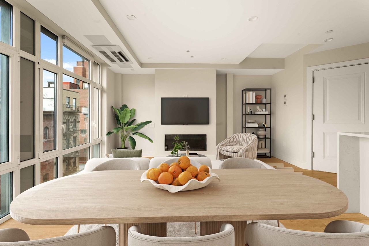 242 Elizabeth St #PH - Photo 3 of 20