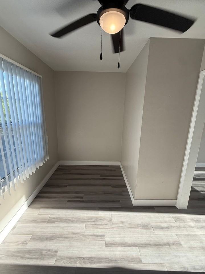 Sea View Apts - Photo 5 of 12