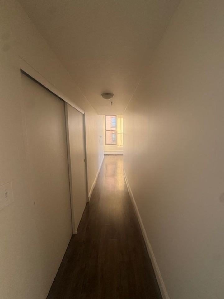 SilverBrick Lofts - Photo 2 of 8