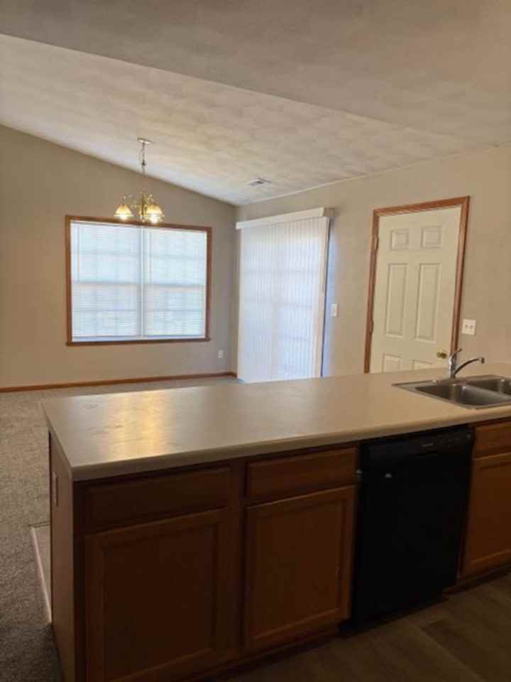 10258 Clearwing Ln - Photo 4 of 11