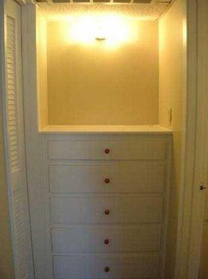 1000 W 26th St - Photo 3 of 7