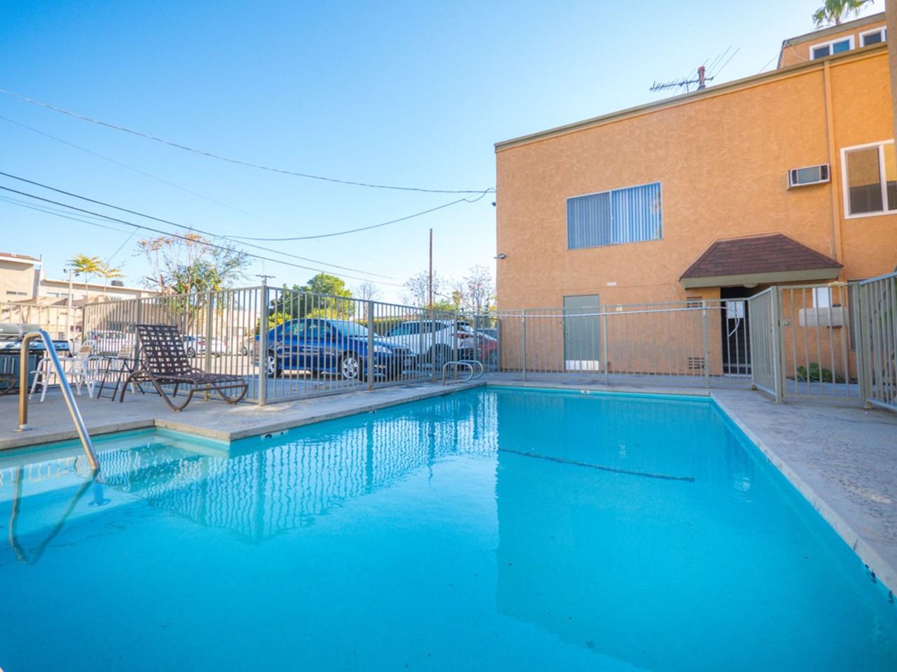 5708 Tujunga Ave - Photo 3 of 6